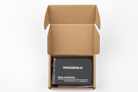 Медиаконвертер неуправляемый NIKOMAX, UTP 10/100/1000 Мбит/с, SFP 1000 Мбит/с, без LFP, 5В/1А