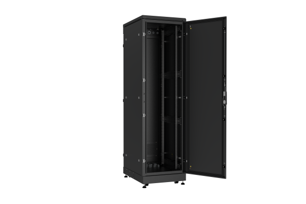 Напольный шкаф NIKOMAX 19", 42U, промышленный, цельнометаллические двери, степень защиты IP54, Ш600хВ2070хГ800мм, черный