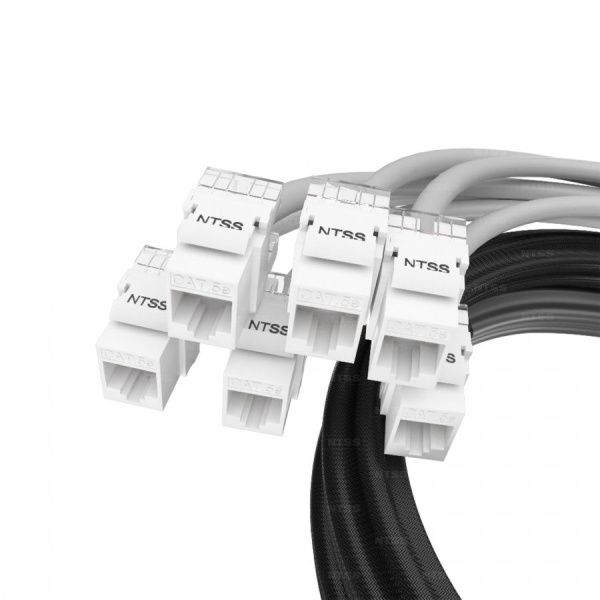 Кабельная сборка NTSS PREMIUM 24pc, UTP CAT5e, оконцована разъемами KEYSTONE RJ45 UTP CAT5e, заделка в чулке, вывод 0.6м, длина 18м, LSZH, серый
