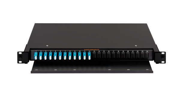 Оптический кросс NIKOMAX 19" Premium Line, 1U, укомплектованный на 24 порта LC/UPC (12 двойных LC/UPC адаптеров), SM 9/125 OS2, выдвижной, с полкой,  черный, в комплекте: адаптеры, монтажные шнуры 1м, сплайс-кассета с крышкой, гильзы, заглушки